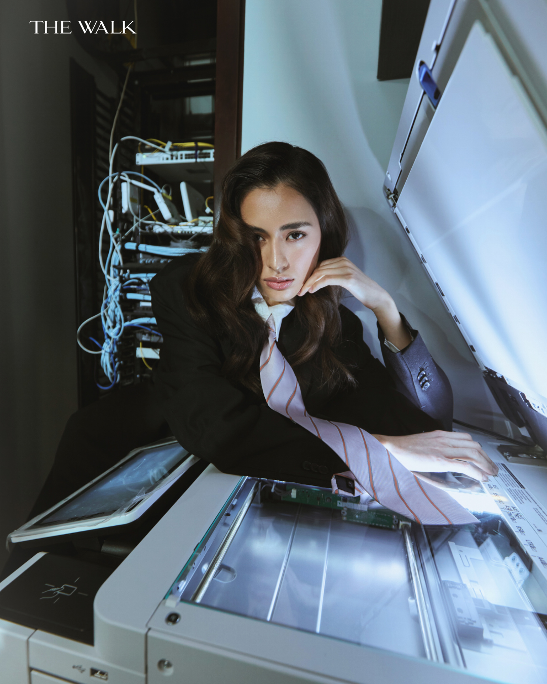 BANANA REPUBLIC X THE WALK: CHALLENGING THE CLASSICS