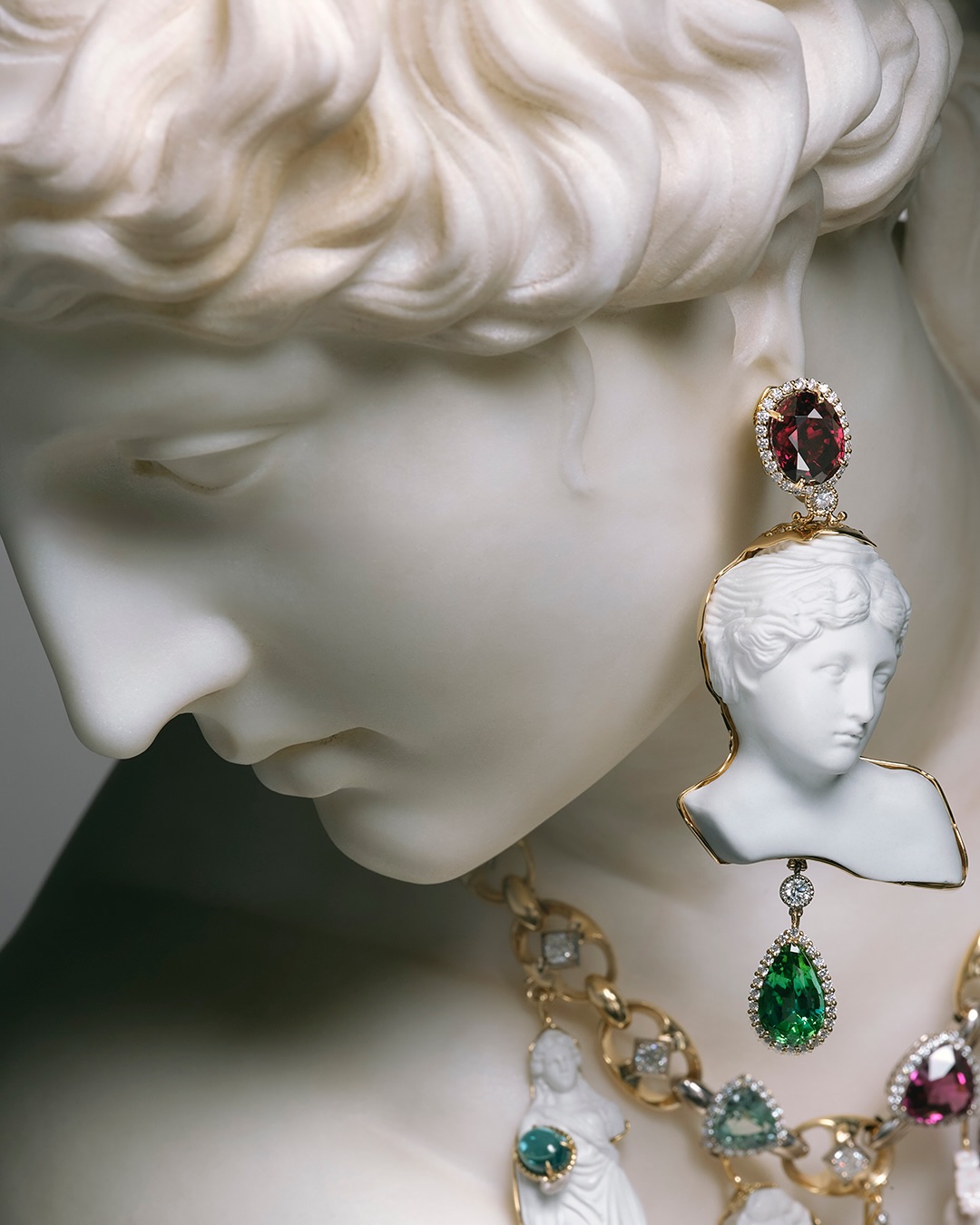 HAUTE CULTURE: DOLCE & GABBANA PRESENTS ITS ALTA MODA COLLECTION 2025