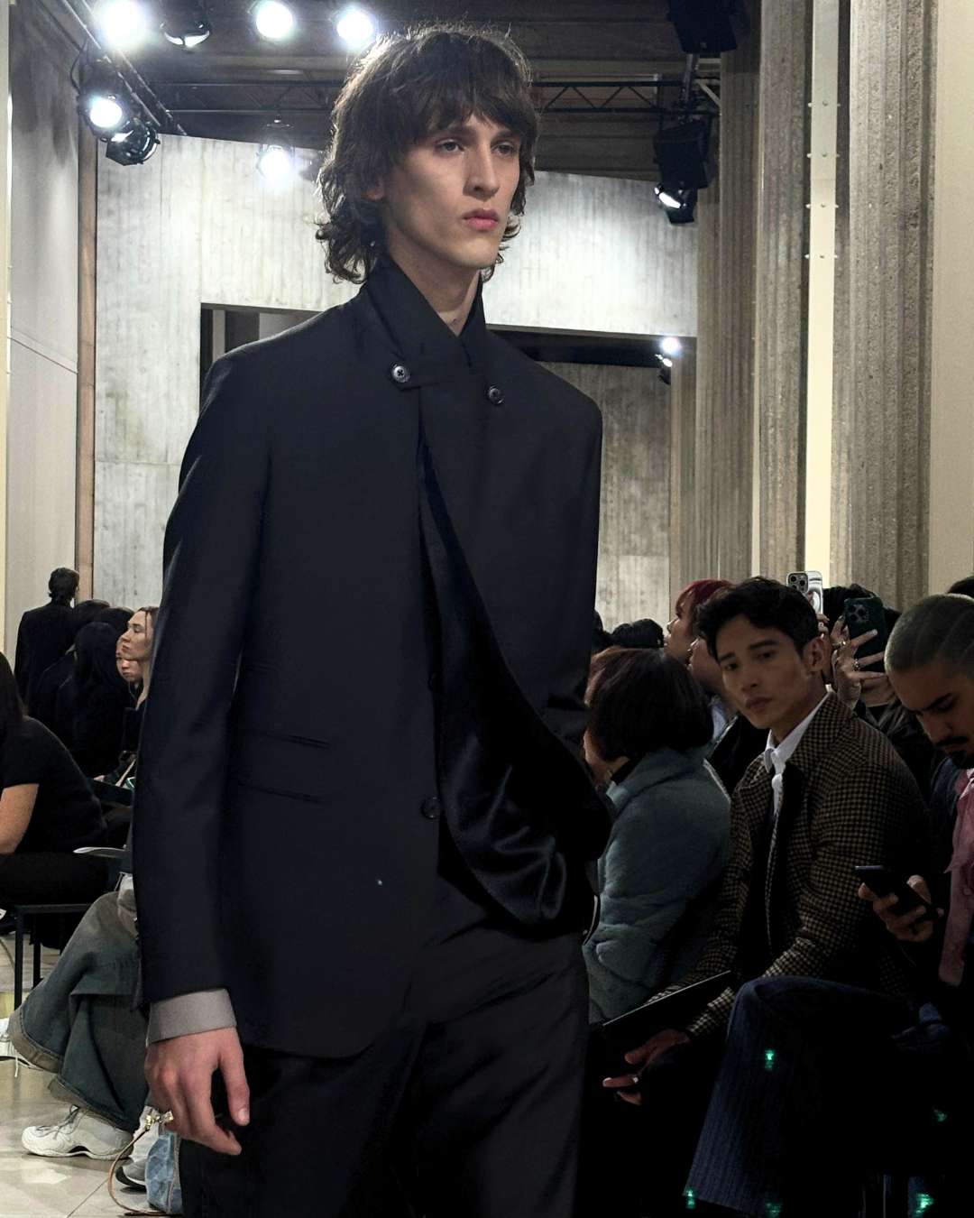 IN HERMÈS FALL/WINTER 2025-26, STYLE DOESN’T COMPROMISE FUNCTION