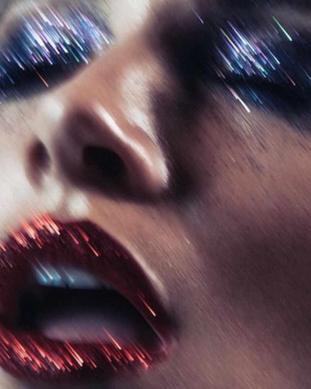 SHINE BRIGHT, SAFELY! A GUIDE TO GLITTER EYES
