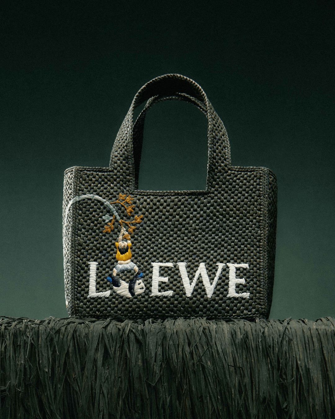 LOEWE x SUNA FUJITA: AN OUT-OF-THIS-WORLD COLLABORATION