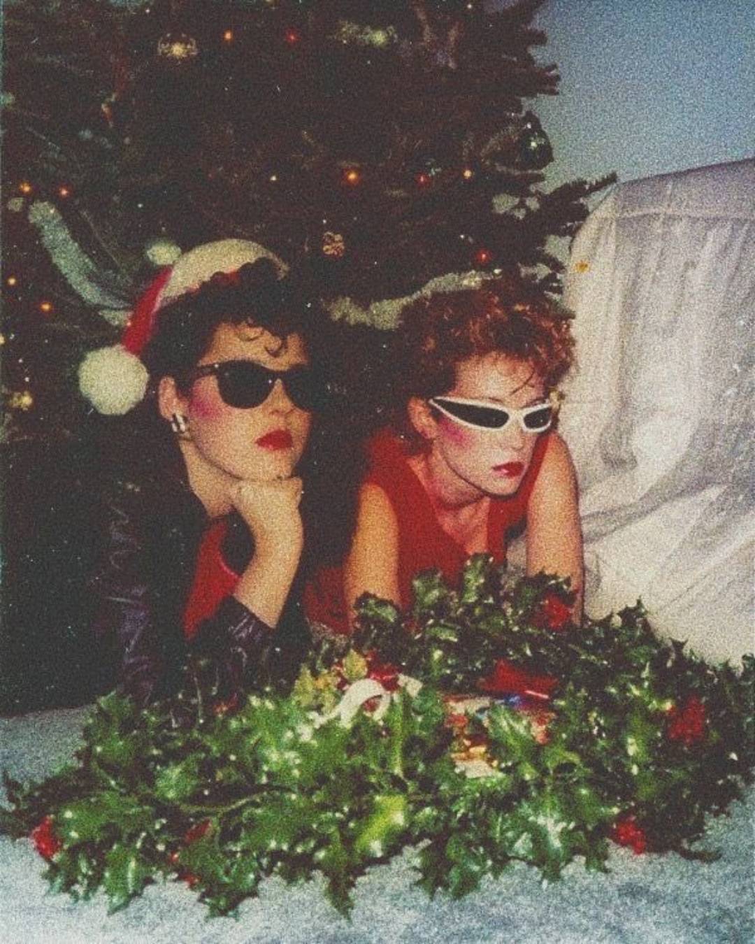 THE WALK PRESENTS: THE CHICEST GIFT LIST FOR BEAUTY ICONS