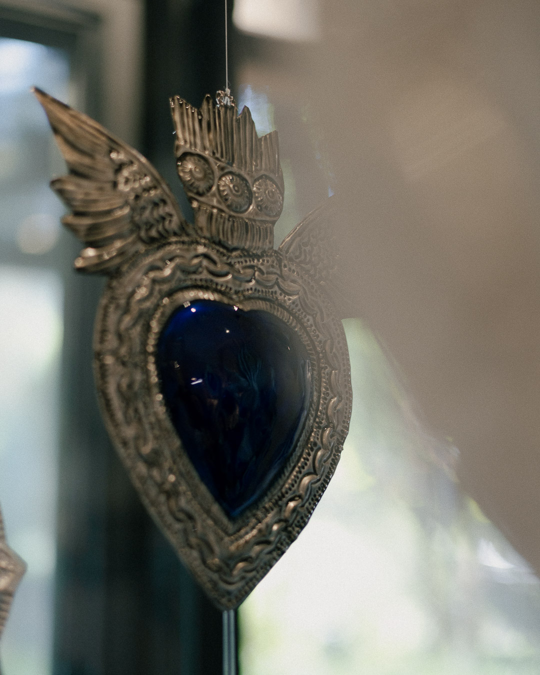 CRAFTSMANSHIP, REGENERATION, AND DEATH: AN INTERVIEW WITH ANNETTE ARELLANO AND ADÁN CÁRABES