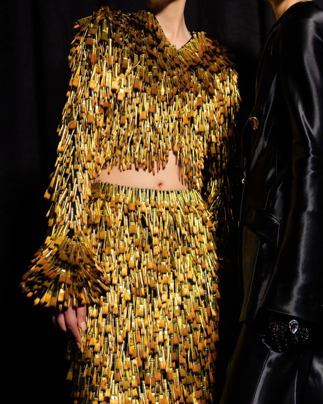 A MASTERCLASS IN FILLING SPACE: SCHIAPARELLI SPRING 2026
